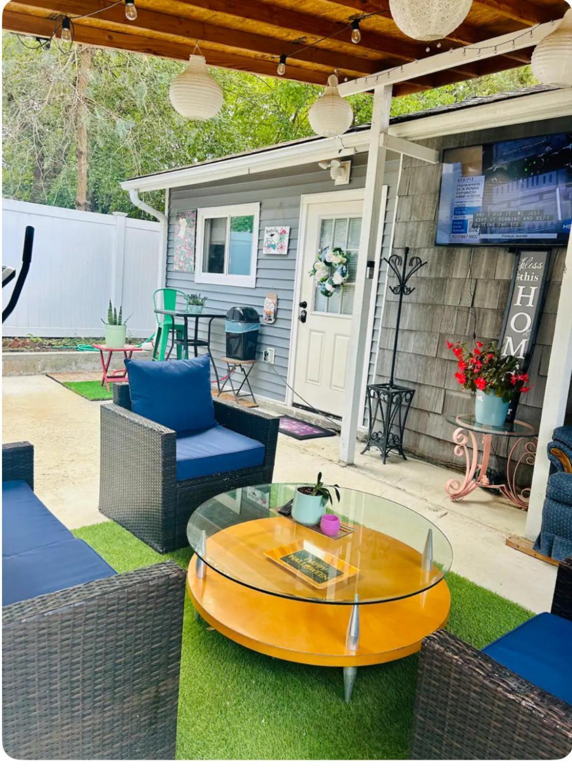 Fancy Studio Private Entrance Selden المظهر الخارجي الصورة
